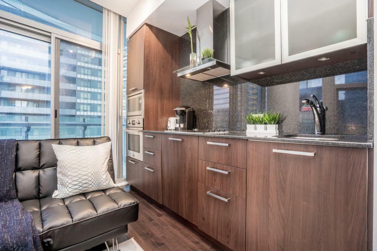 Aaira Suites تورونتو المظهر الخارجي الصورة